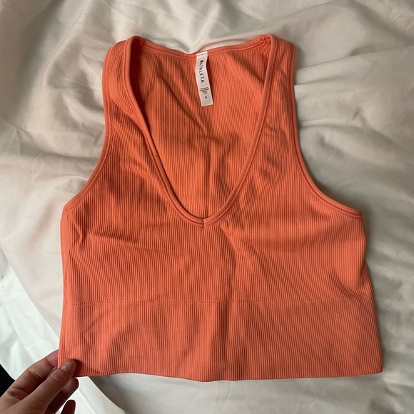 Athleta Crop Rib workout tank - Picture 3 of 3